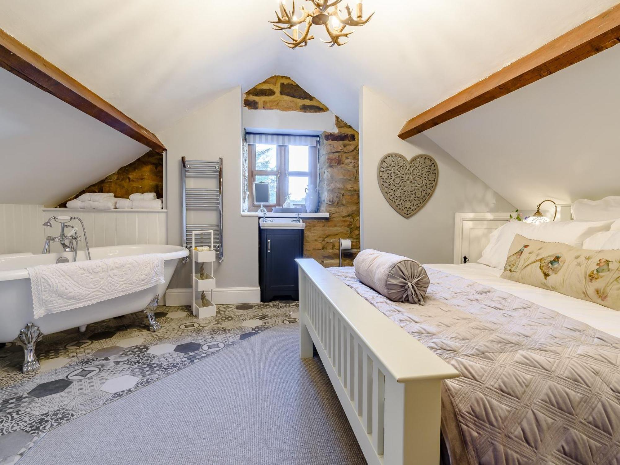 The Old Barn Villa Cloughton Bagian luar foto